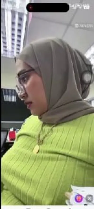 Yungrosa Colmek Hijab 9 Gila