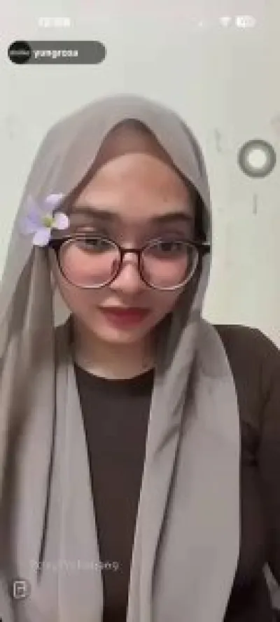 Yungrosa Colmek Hijab 12 Live