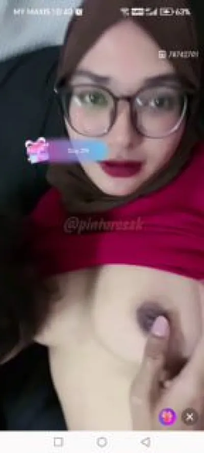 Yungrosa Colmek Hijab 31 Garena Free